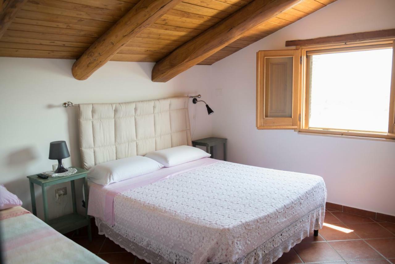 B&B Rifugio Tra Gli Ulivi 坎帕尼亚 外观 照片